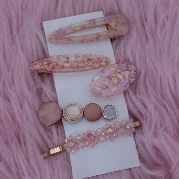 Pink Hair Clips - Picture 1 of 1